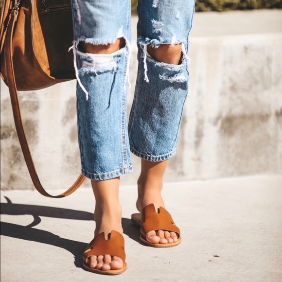 ❗️1 Left 8.5❗️NWT Brown Sandals - Picture 4 of 4